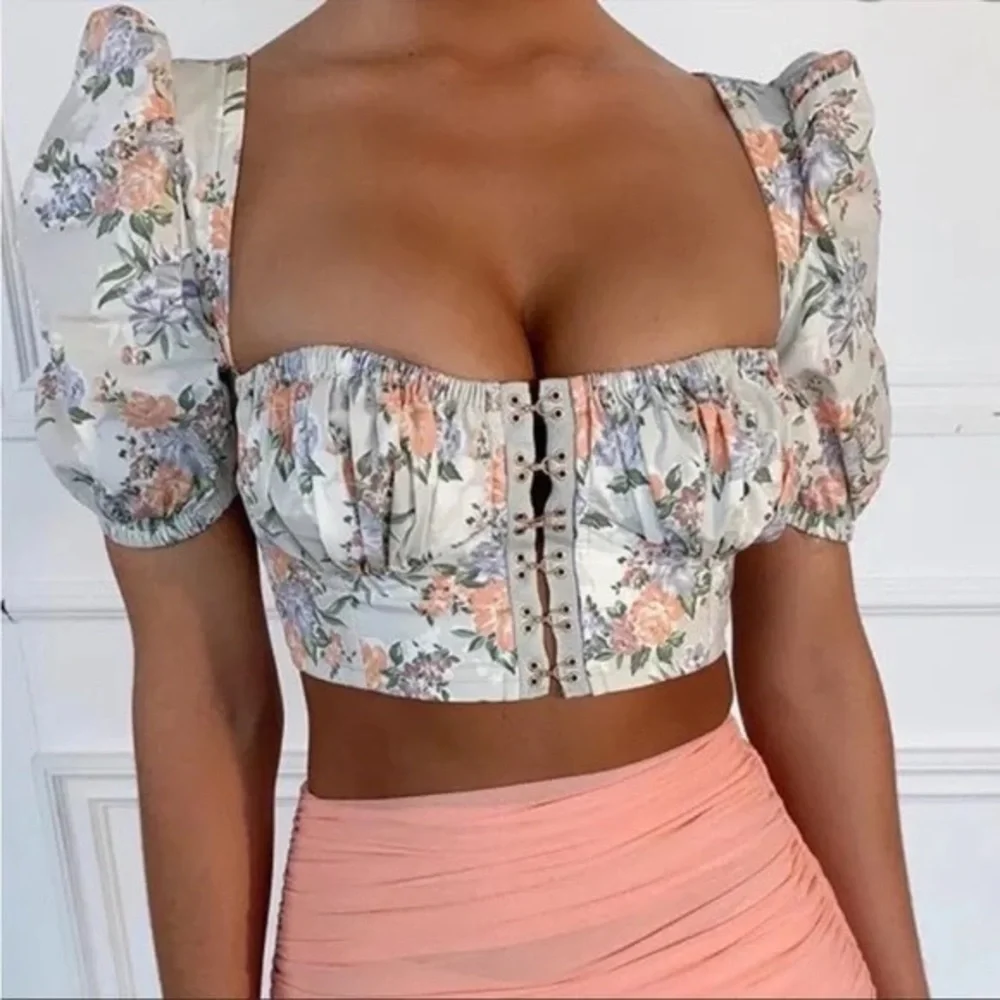 Cap sleeve floral house of London crop top sz S summery light chic peasant top - Picture 1 of 4